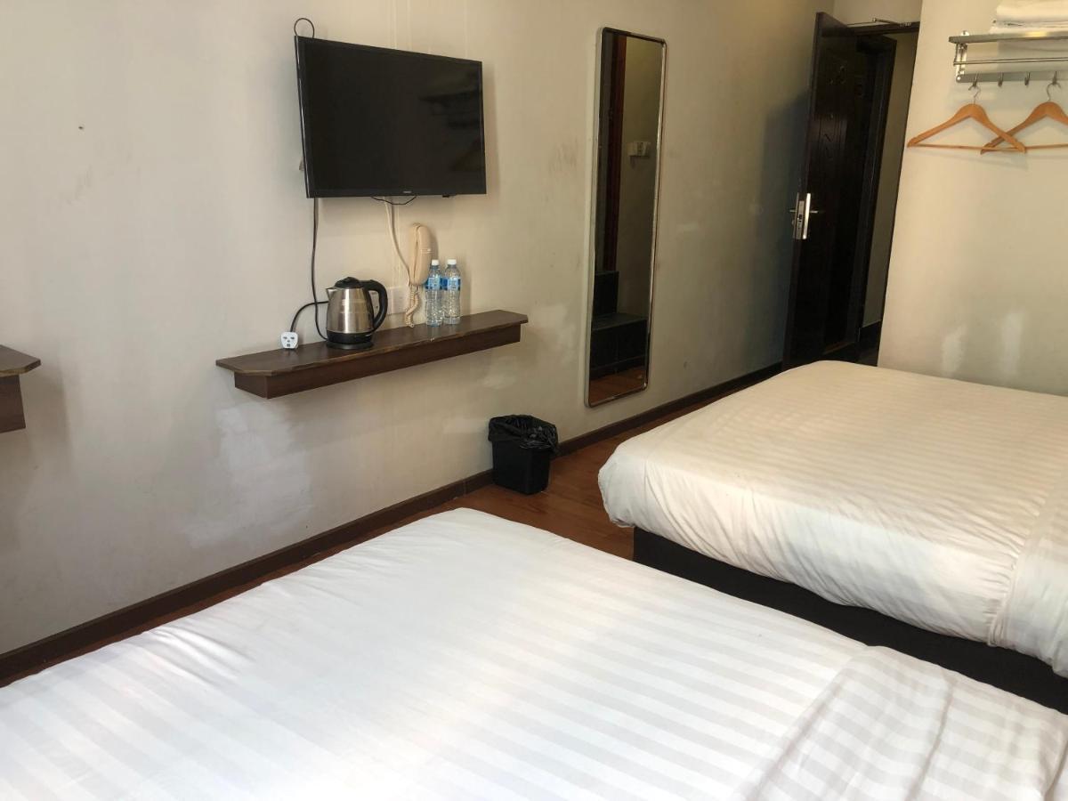 Super Oyo 90668 Joy Inn Miri Exterior foto